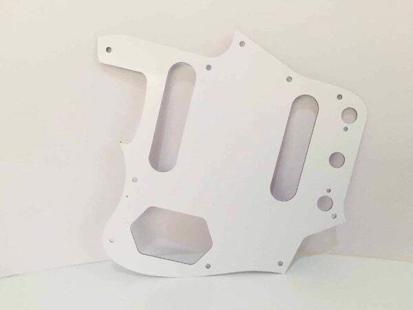 Pickguard Genérico para Fender Jaguar / Blanco - Image 2