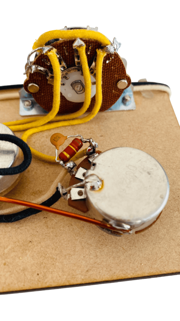 Arnés para Stratocaster (Squier) configuración SSS, solo para cavidad de electrónica Full. - Image 3